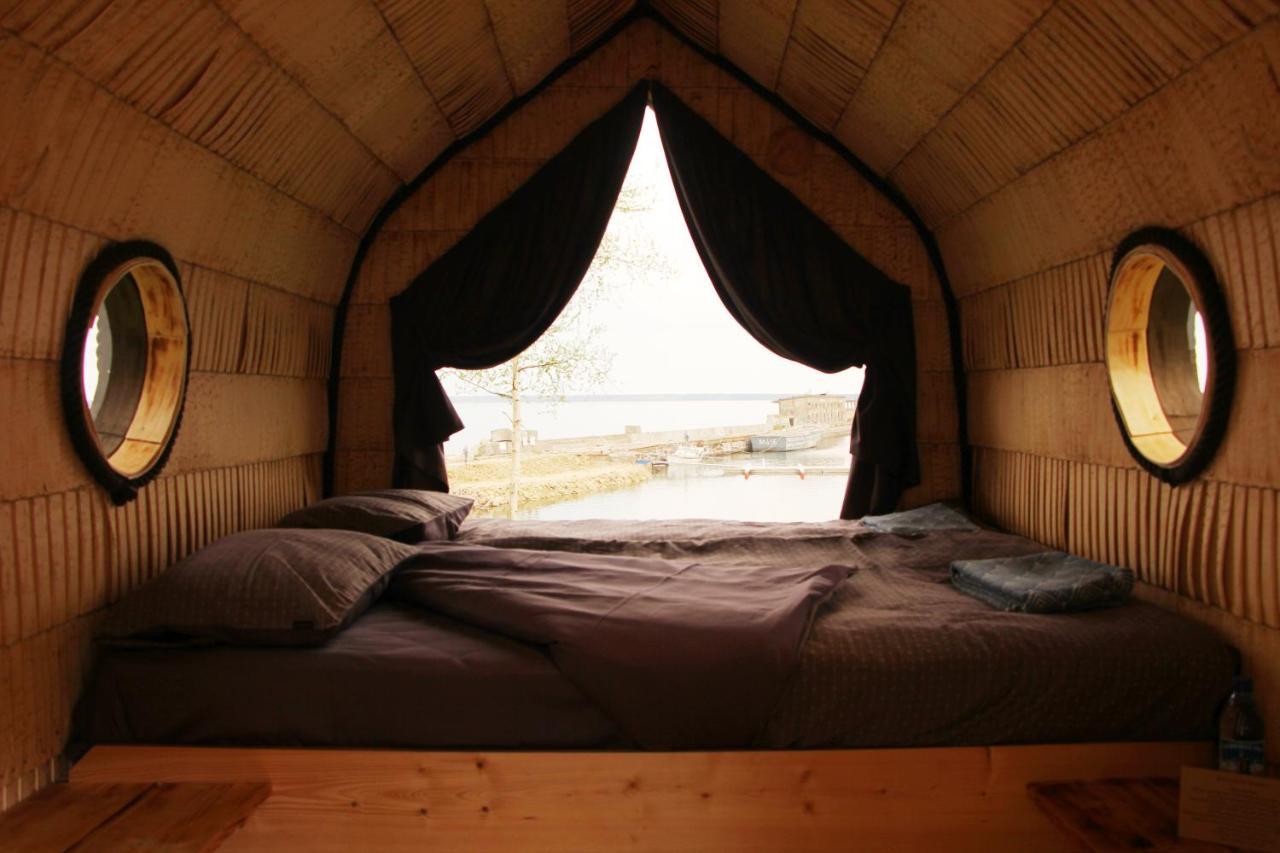 Sadama Iglukaemping Campsite Hara